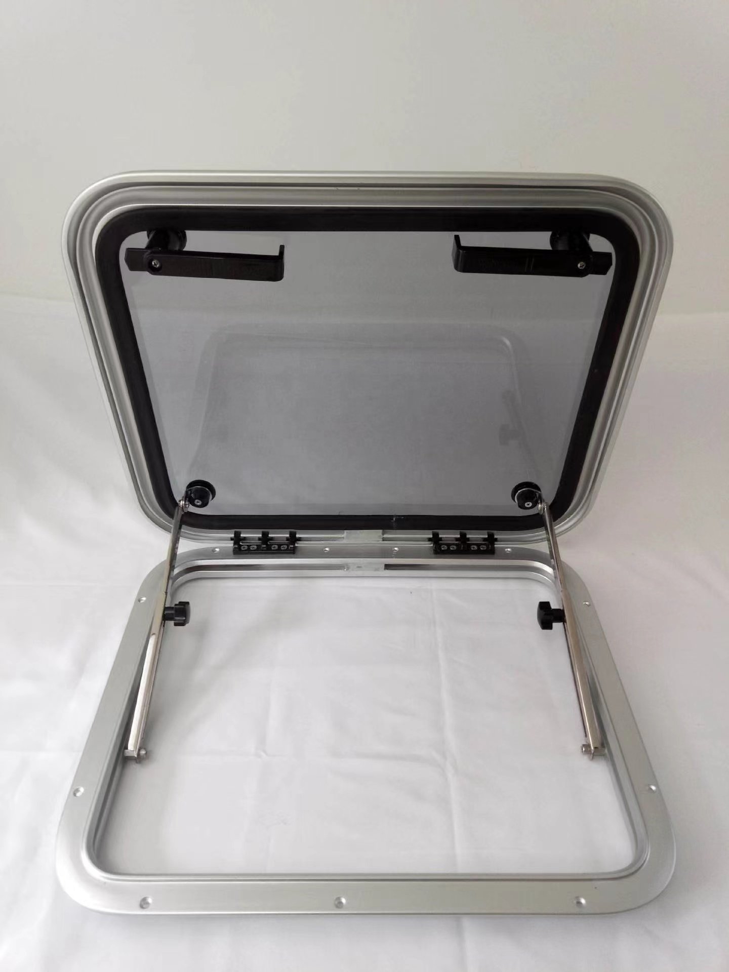 Yacht Custom Aluminum Boat Hatch Cover