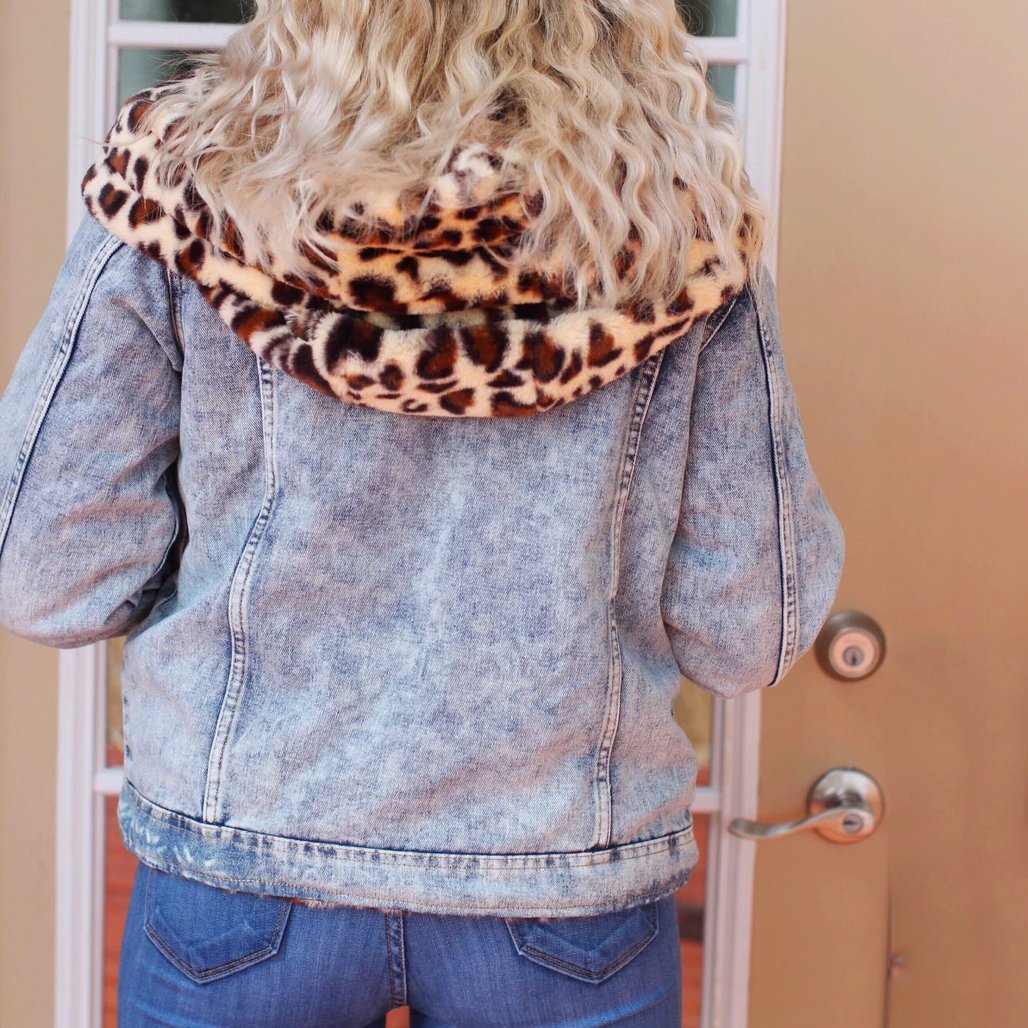 Luxury Design Warm Soft Lining Wool Leopard Pattern Patched Denim Hooded Jackets Outwear Outfits for Women