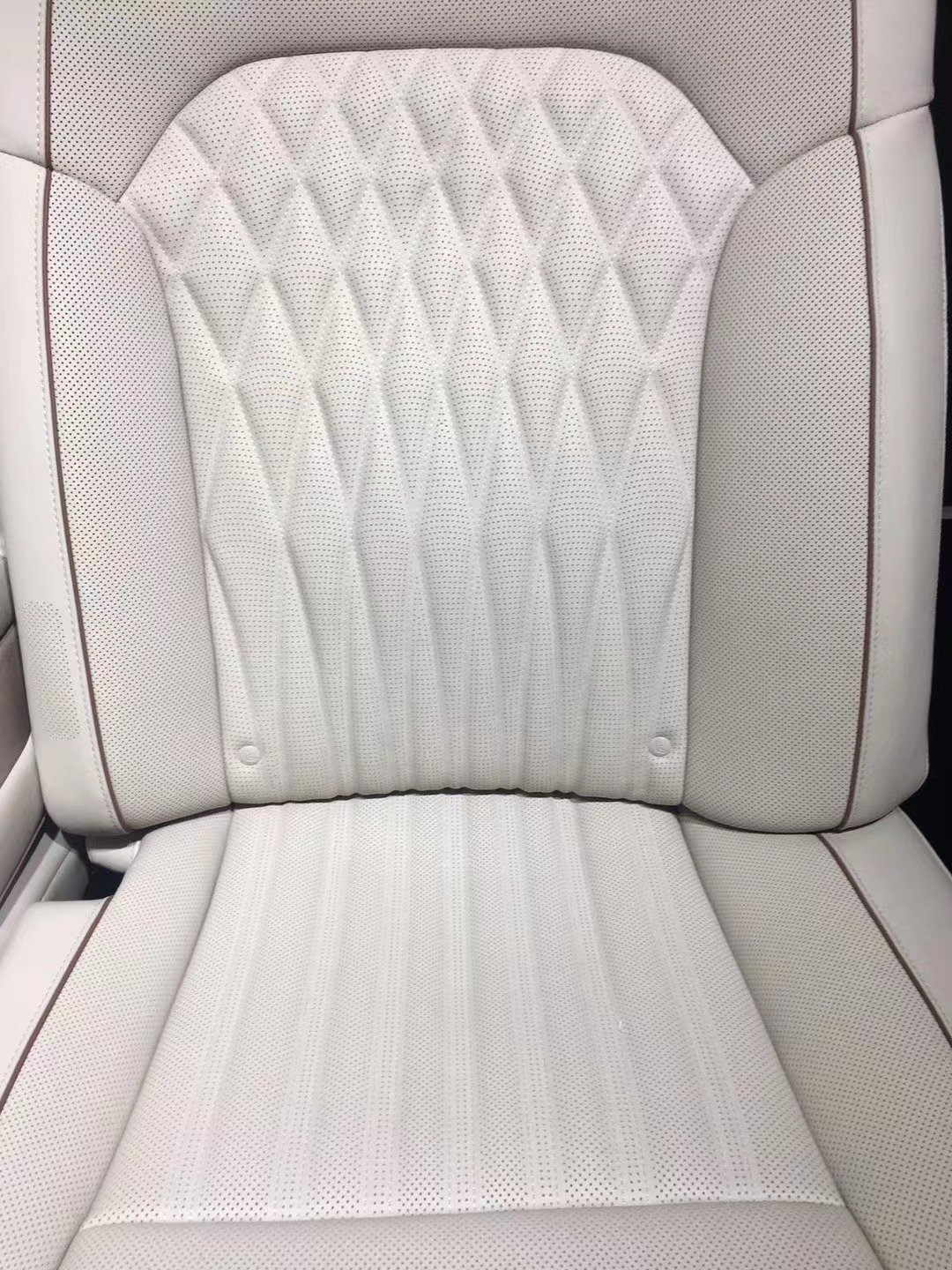 Richpeace Automatic Leather Sewing (rotating Head) Machine Perforation (4-puncher) Embroidery (9-color) for Car Seat Upholstery