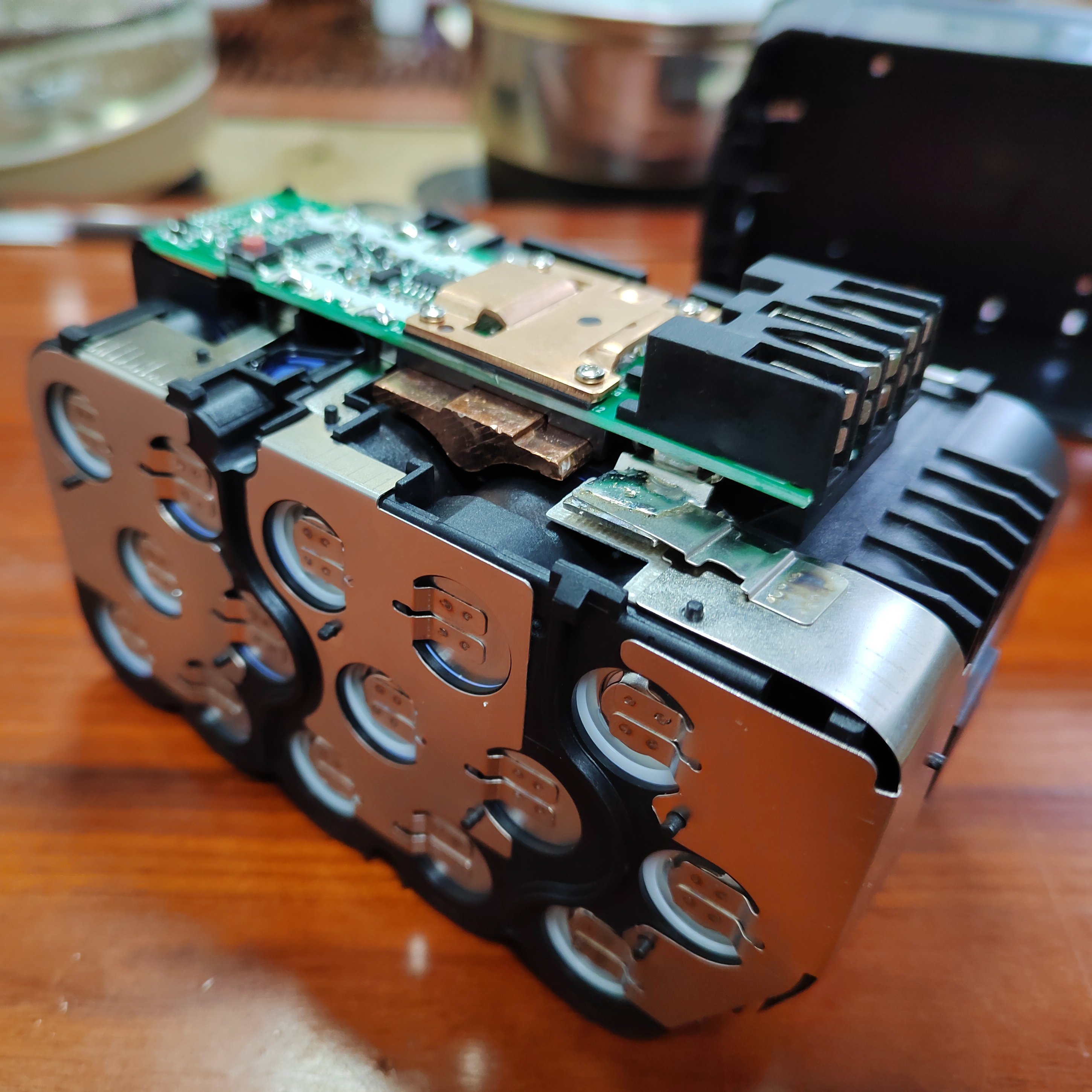 Factory Price 12AH 15Ah Milwauke M18 18V BMS PCB Board Drain 100A Discharge 15 Cells 21700 Plastic case Plastic Housing 12AH Bms