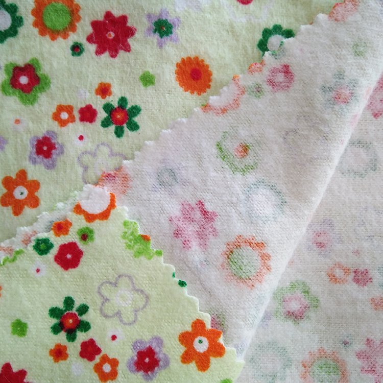 100%Cotton Woven Double Side Reactive Varton Design Printed Flannel Fabric for Baby Blanket, Bed Sheet, Toy China Supplier