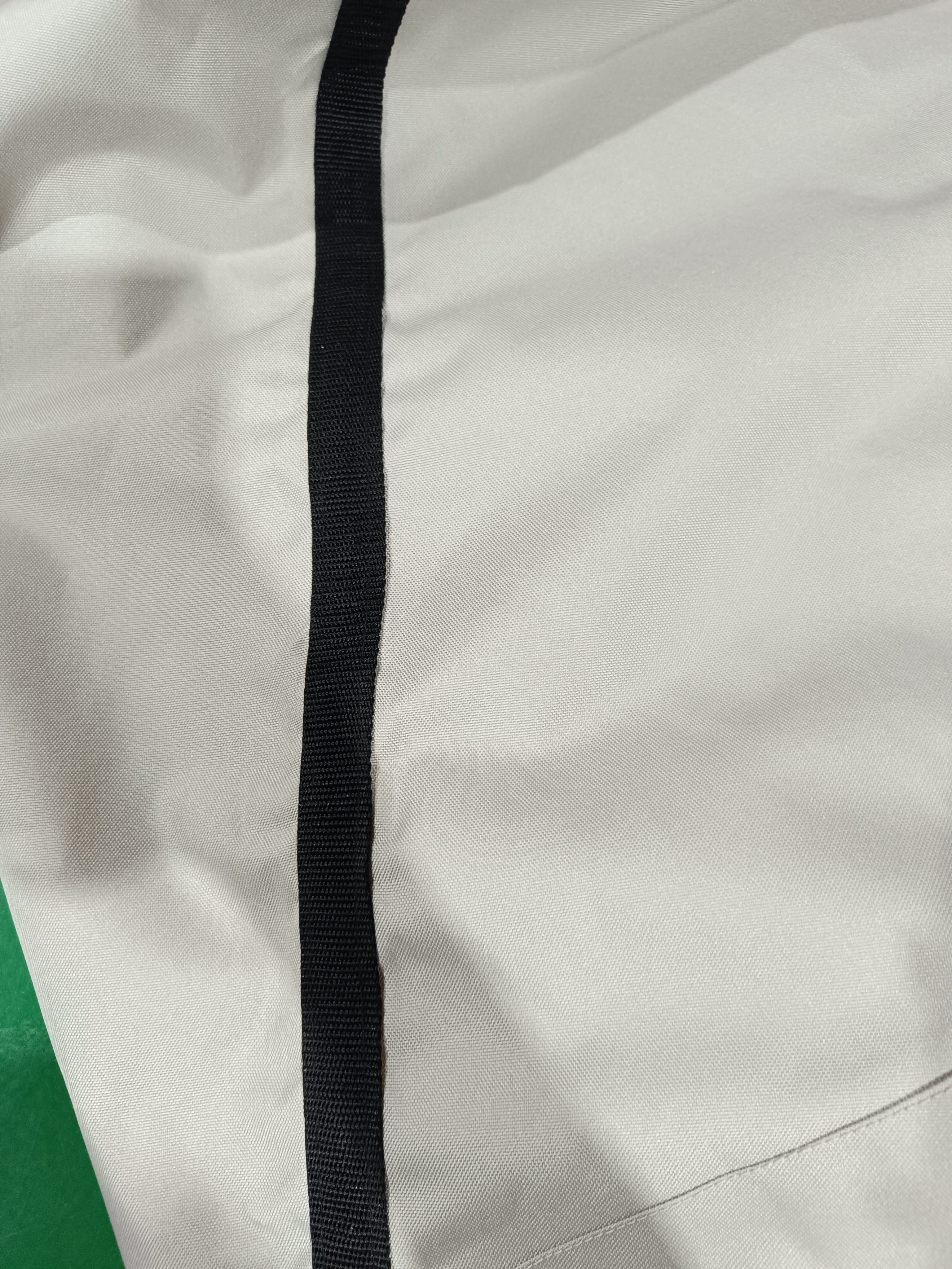 420D Oxford Cloth Factory Direct Selling Pu Coating Waterproof and Dustproof Boat Cover V-shaped Yacht Cover