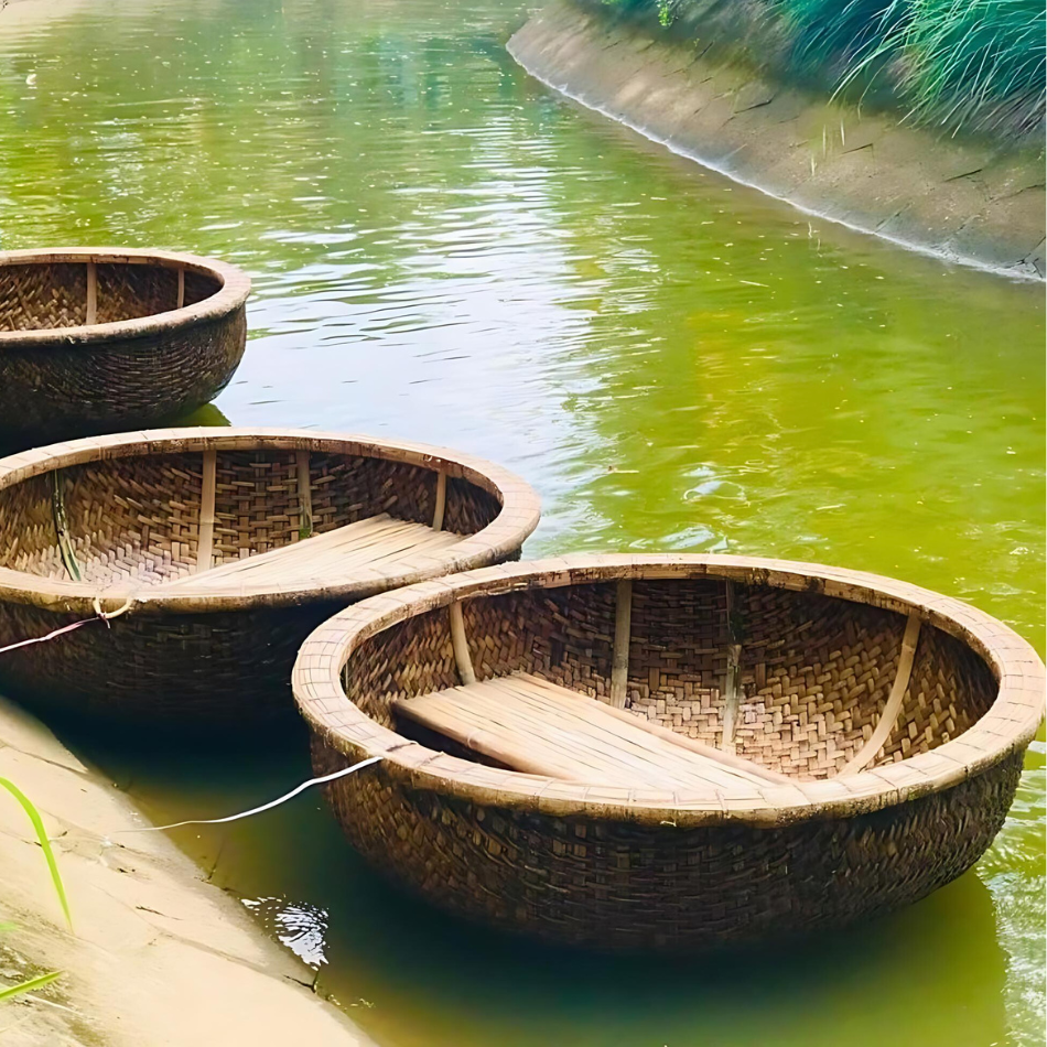 Wholesale Customized Designs Coracle Boat From Vietnam Competitive Price for Waterplay Crafts Accessories Rowing & Decoration