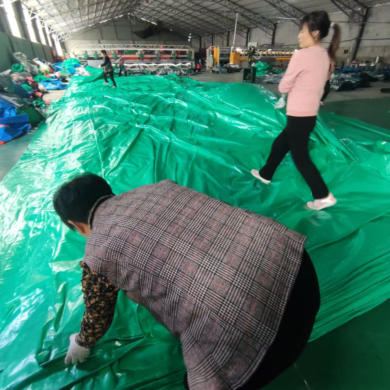 130 GSM Green Color Virgin Material Tarp PE Tarpaulin Cover Manufacturer
