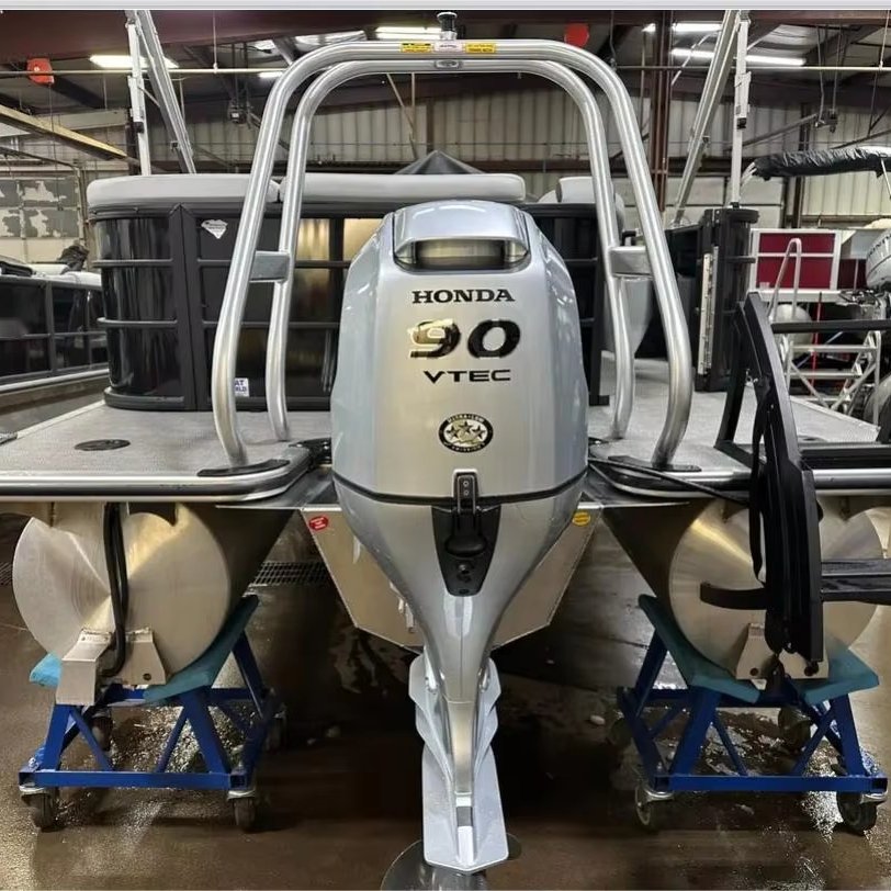 Luxury 17ft 2.3m Beam Aluminium Pontoon Boat High-Speed Power Outboard Engine Electric Rowing Market Appreciated Outdoor Boat