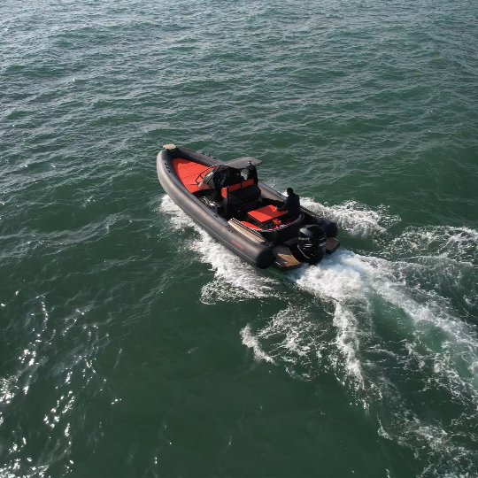 Italian Designed Luxury 8.5m RIB Boat 28 ft Inflatable Yacht PVC Orca Hypalon with Sunbed Outboard Engine Sports Gear