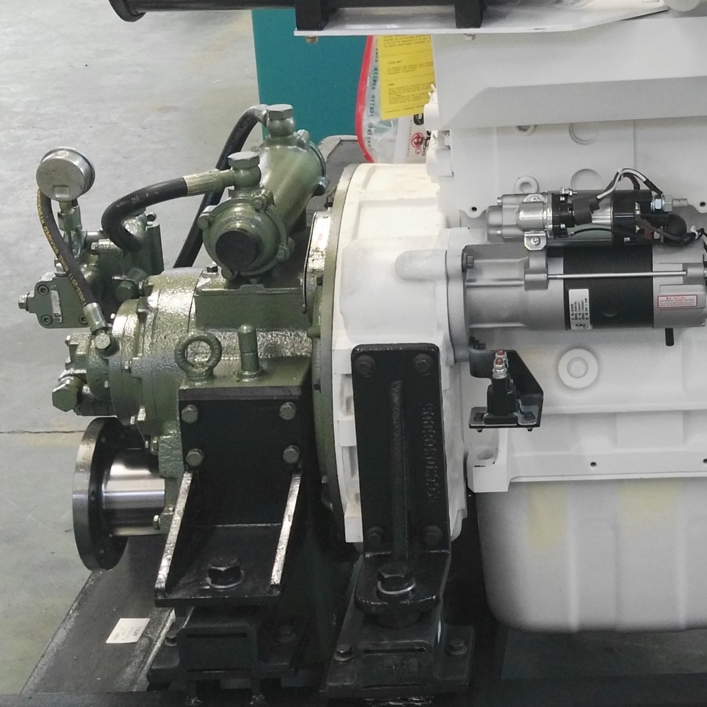CCS Certification Boat Marine diesel Engine with Gearbox 6cta8.3 Marine Main Propulsion diesel Engine