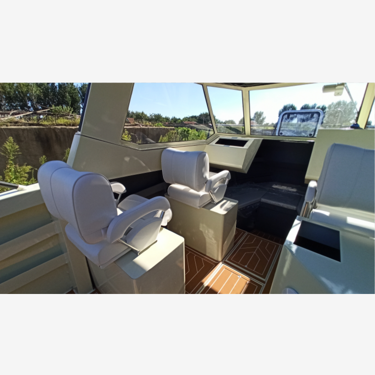 21ft All Aluminum Cabin Deep V Fishing Boat with Outboard Engine 6.2m New Condition Leisure Boat