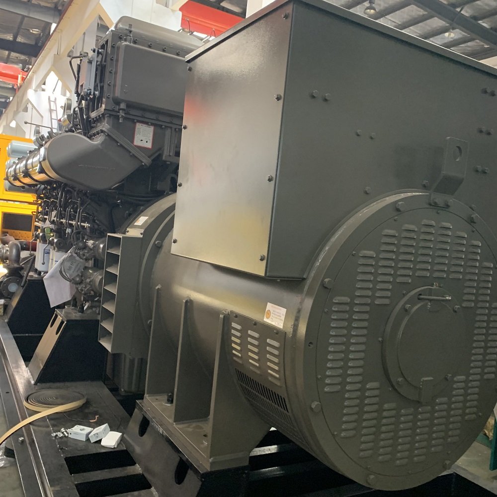 1500KVA Yuchai Engine Ship Used 1200kw Marine Diesel Generator Set For Boat