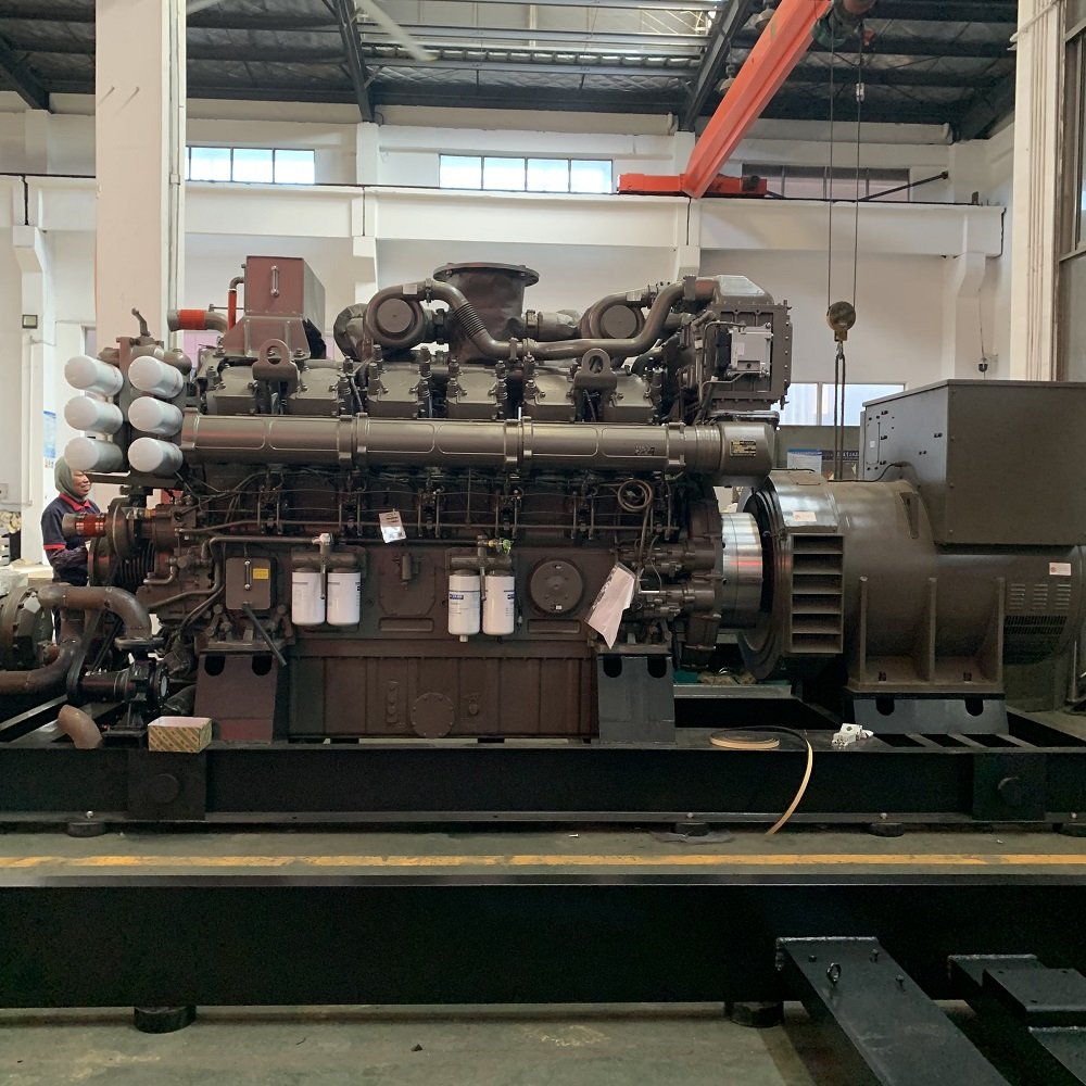 1500KVA Yuchai Engine Ship Used 1200kw Marine Diesel Generator Set For Boat