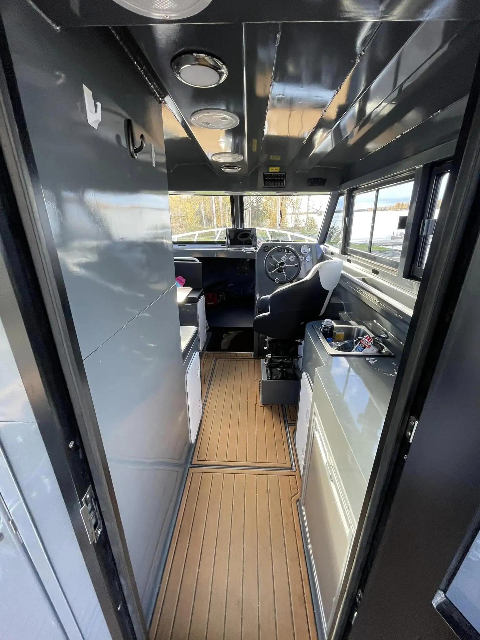 HOT Sales 8.1m 26.5ft Cabin Cruiser Outboard Engine Yacht Customized Color Aluminum Fishing Vessel Alloy Aluminum Boat