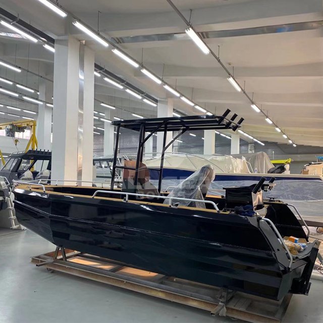Easycraft 6m/19ft Aluminum Alloy Center Console Fishing Boat Sea Sports Outboard Engine with High Performance Yacht Boat Fishing