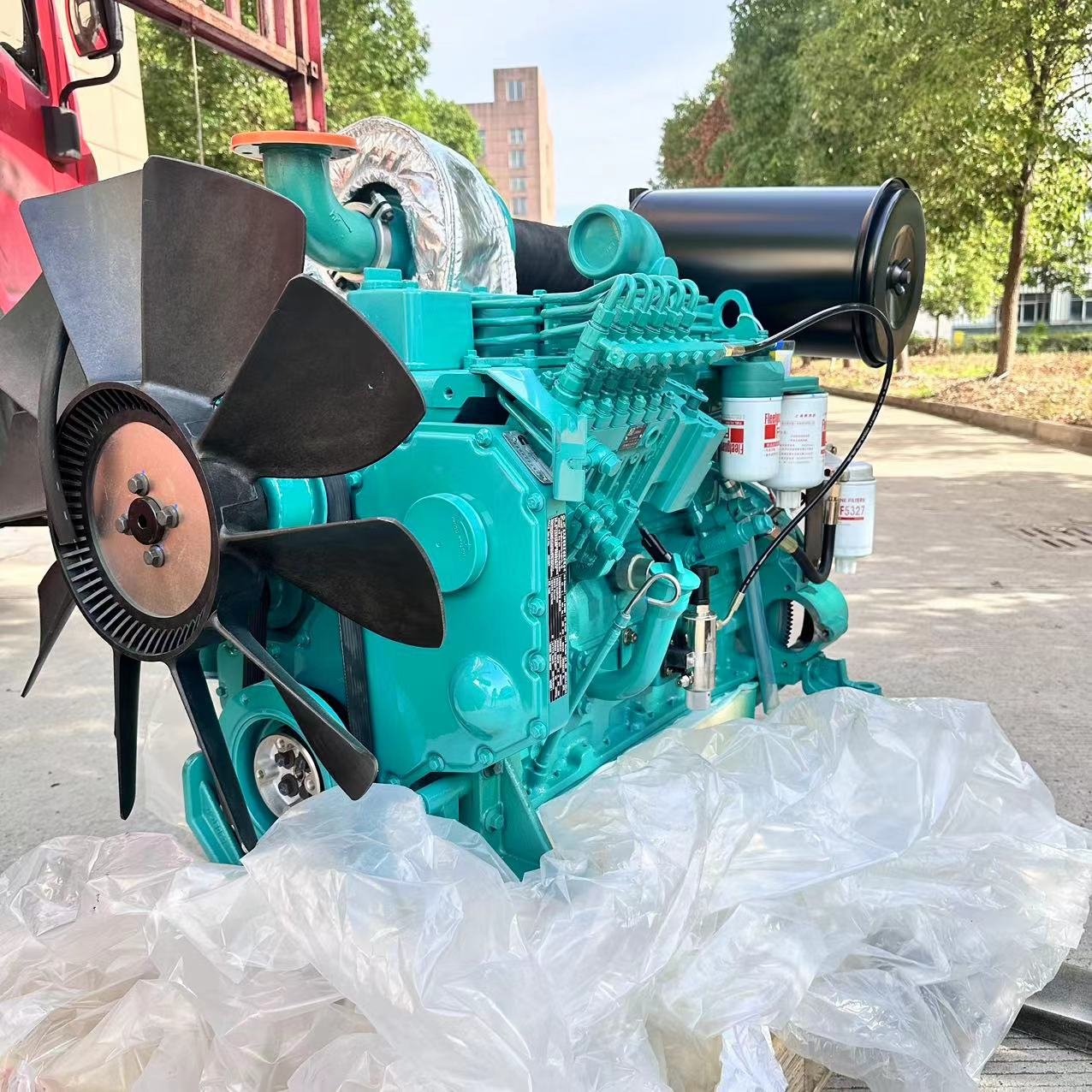 Factory Price 6BTAA5.9-GM115 Diesel Boat Engine 6 Cylinder Marine Diesel Engine for Sale