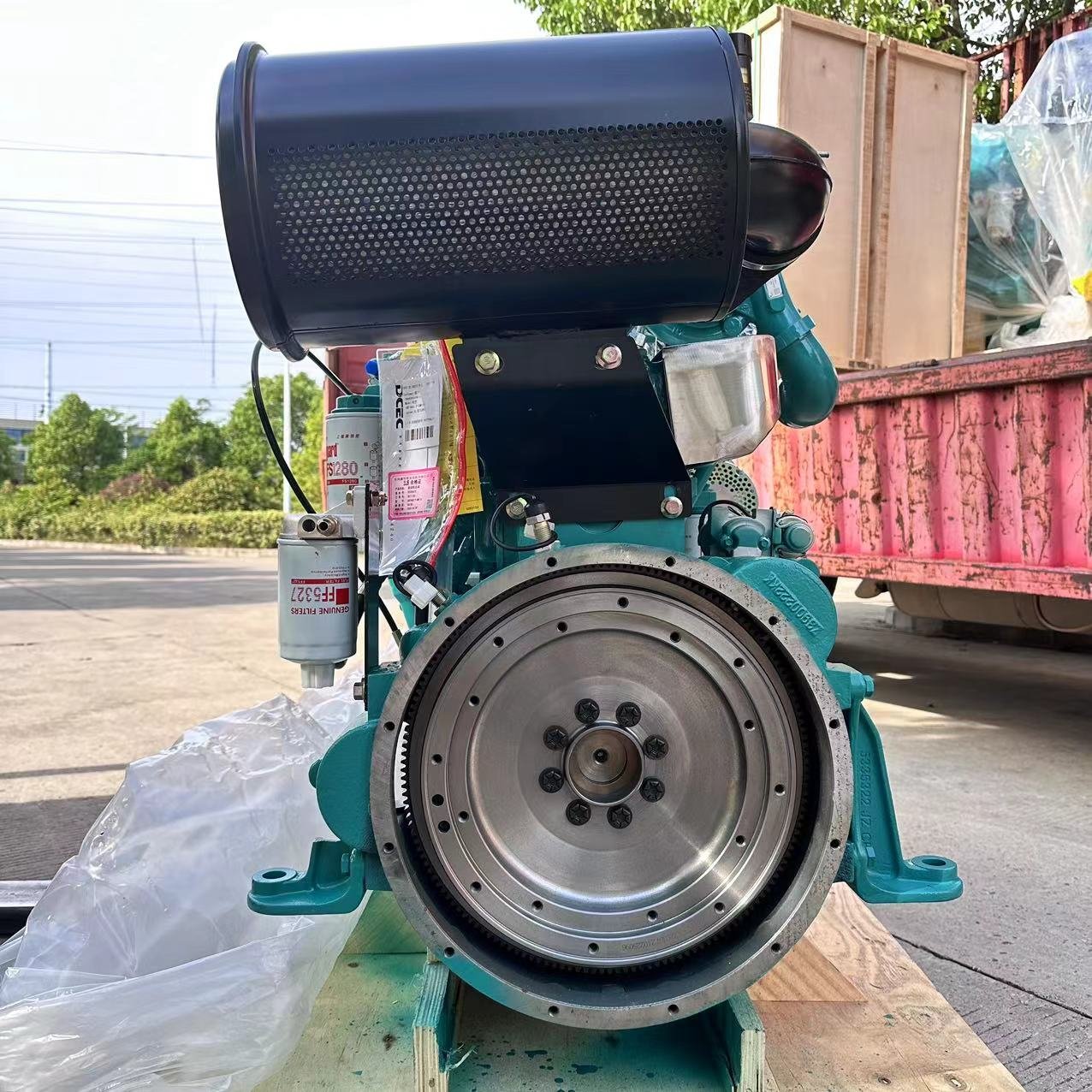 Factory Price 6BTAA5.9-GM115 Diesel Boat Engine 6 Cylinder Marine Diesel Engine for Sale
