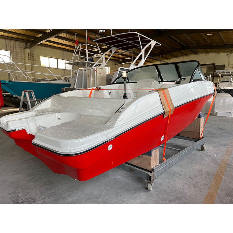 18ft Sailboat Jet Sport High Quality Yacht Engine Luxury Boat Yachts for Sale