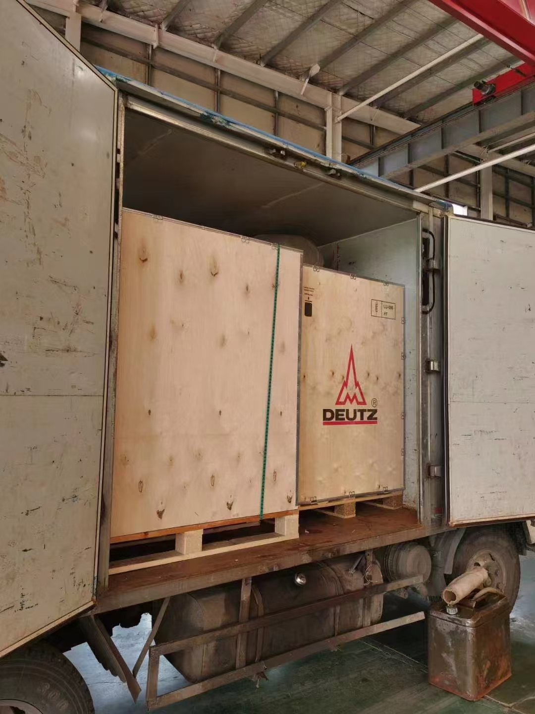 F4l913 Deutz 80HP 4 Cylinder Diesel Engine Deutz Diesel Engines for Sale