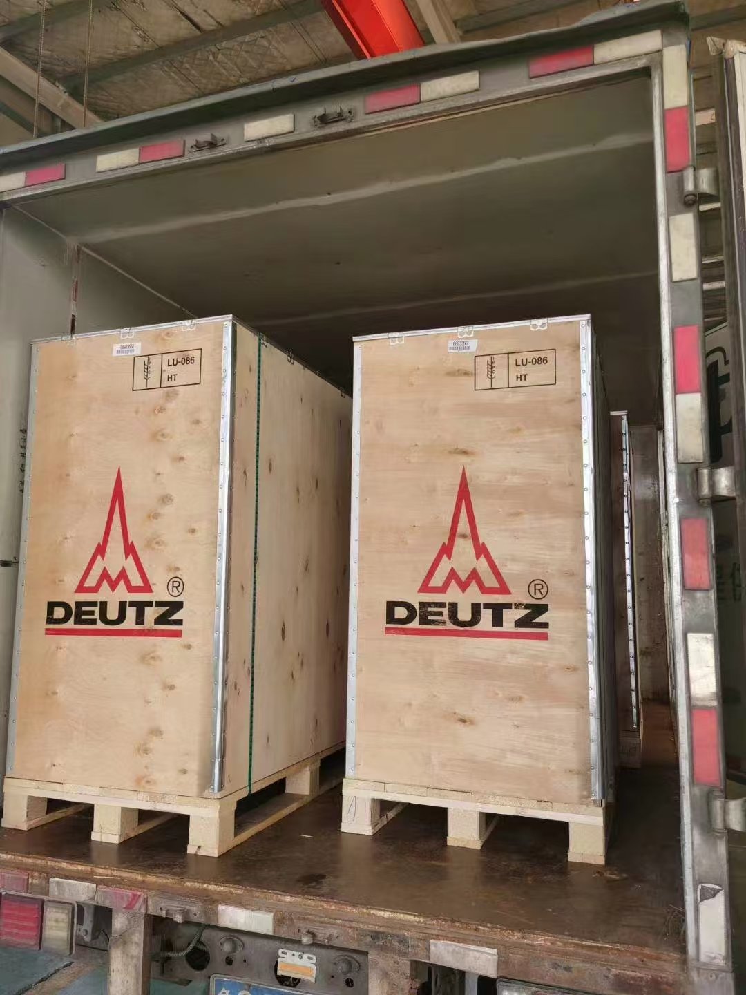 F4l913 Deutz 80HP 4 Cylinder Diesel Engine Deutz Diesel Engines for Sale