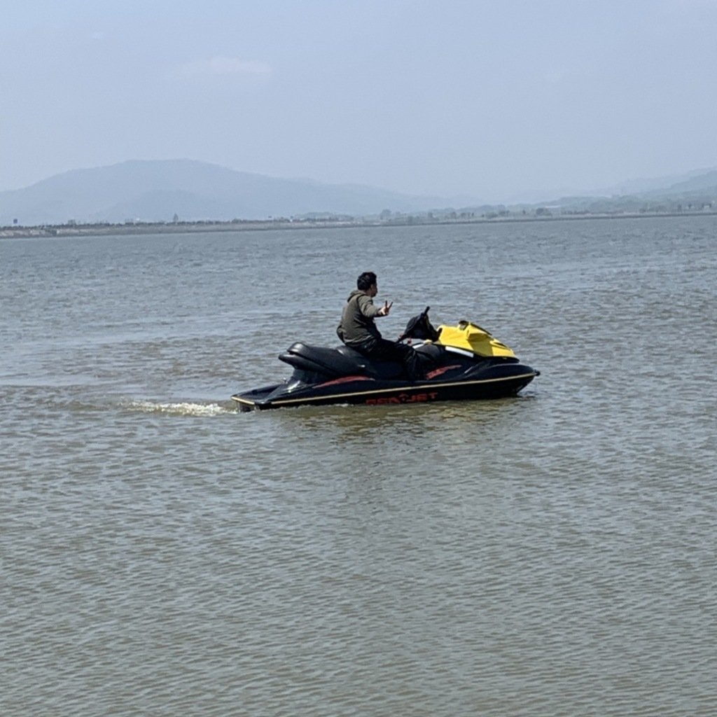 Professional 1000-1800CC 4 Stroke Engine for Jet Ski Boat New FRP Motor with 300HP 1500CC Capacity