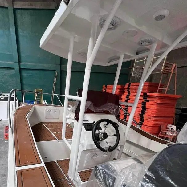 Factory Sale 6m Cabin Boats Aluminum Motor Sailing Yacht for Fishing and Leisure Outboard Engine for River Use