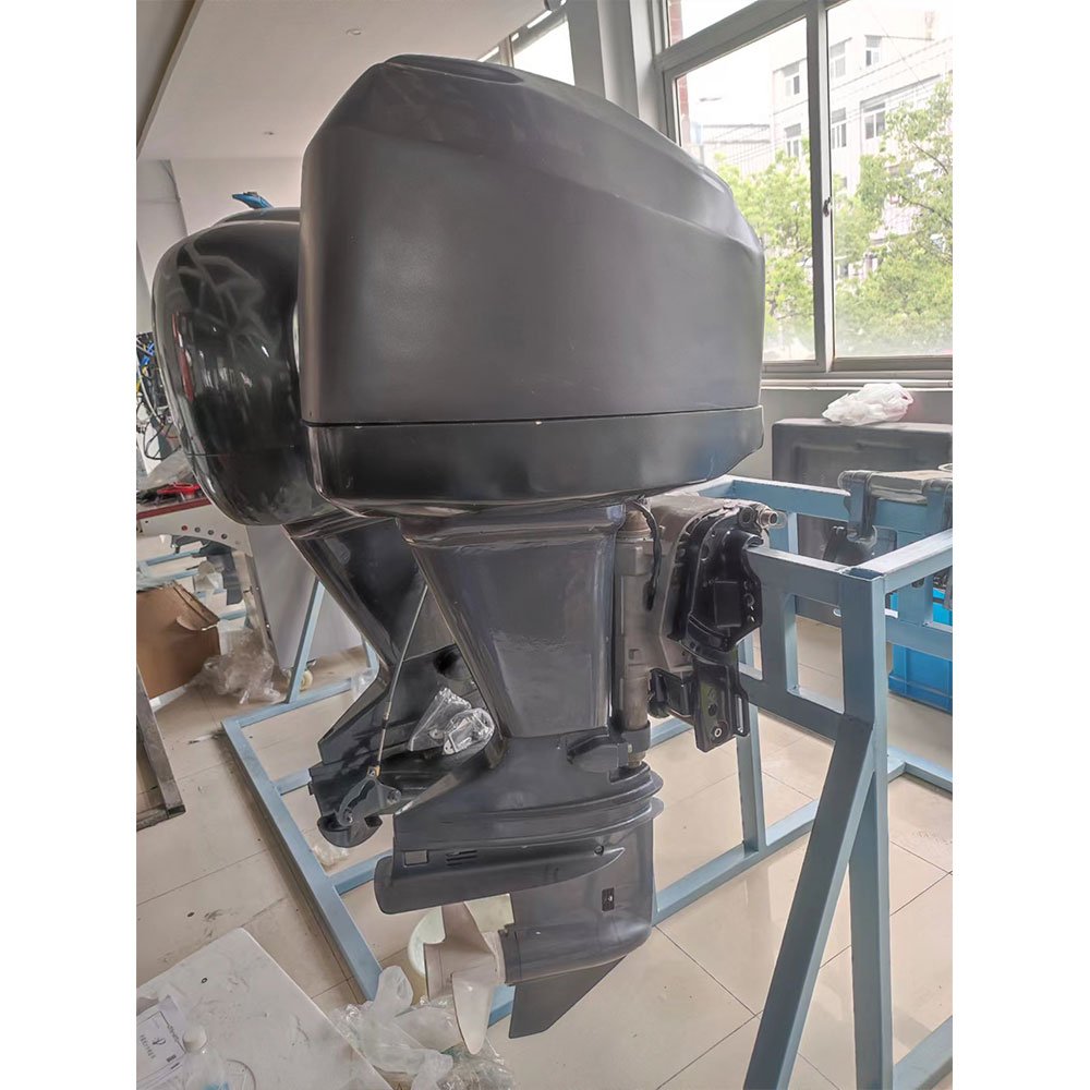 150HP Water-cooled Four Stroke diesel Outboard Engine Customizable Shaft Length for Yacht