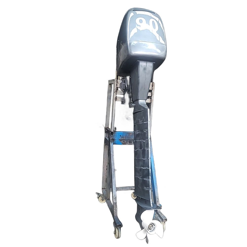 150HP Water-cooled Four Stroke diesel Outboard Engine Customizable Shaft Length for Yacht