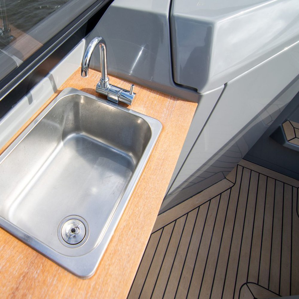 Kinocean 27FT Aluminum Luxury Yacht Boat Cabin Boat with Large Bed