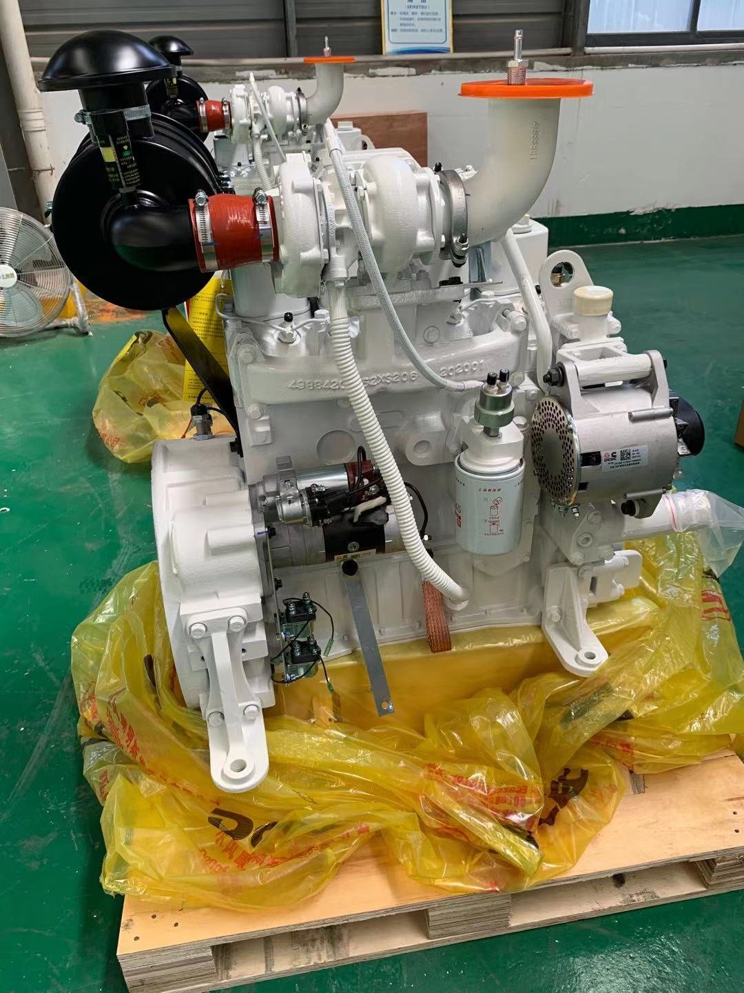 Dongfeng DCEC Brand 30kw Marine Generator Used Heat Exchange Boat diesel Engine Motor 4B3.9