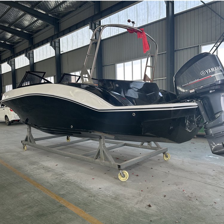 7.8m Fiberglass Racing Boat for Sale 26ft with 12-Person Capacity and Outboard Engine for Fishing Vessels