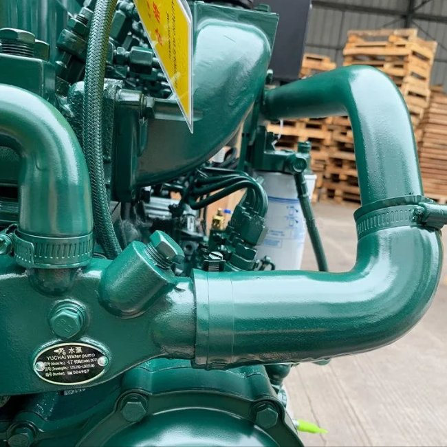 Yuchai Original Factory Direct Sale Water-Cooled Marine Engines YCD4J12C-55 40KW/1500RPM Electric Start