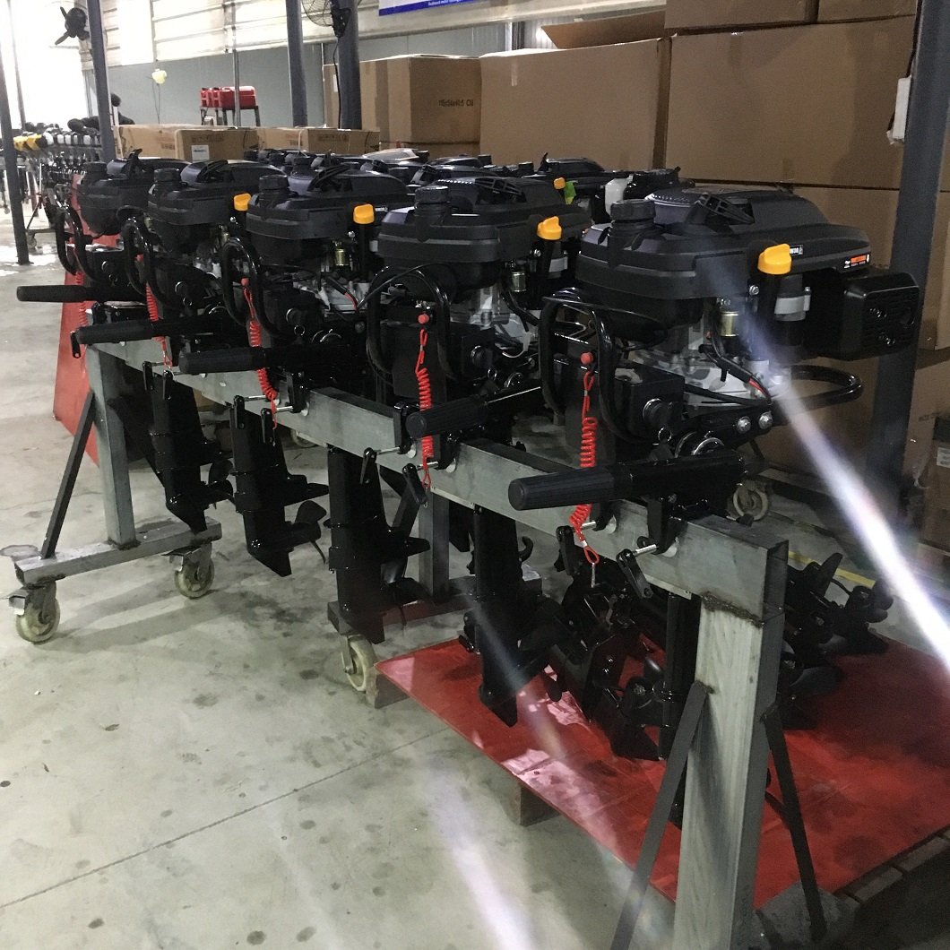 Fishing Boat Zongshen Motor Boat 4 Stroke Air Cooled 15HP 382cc Outboard Motor / Outboards Chinese Boat Engine