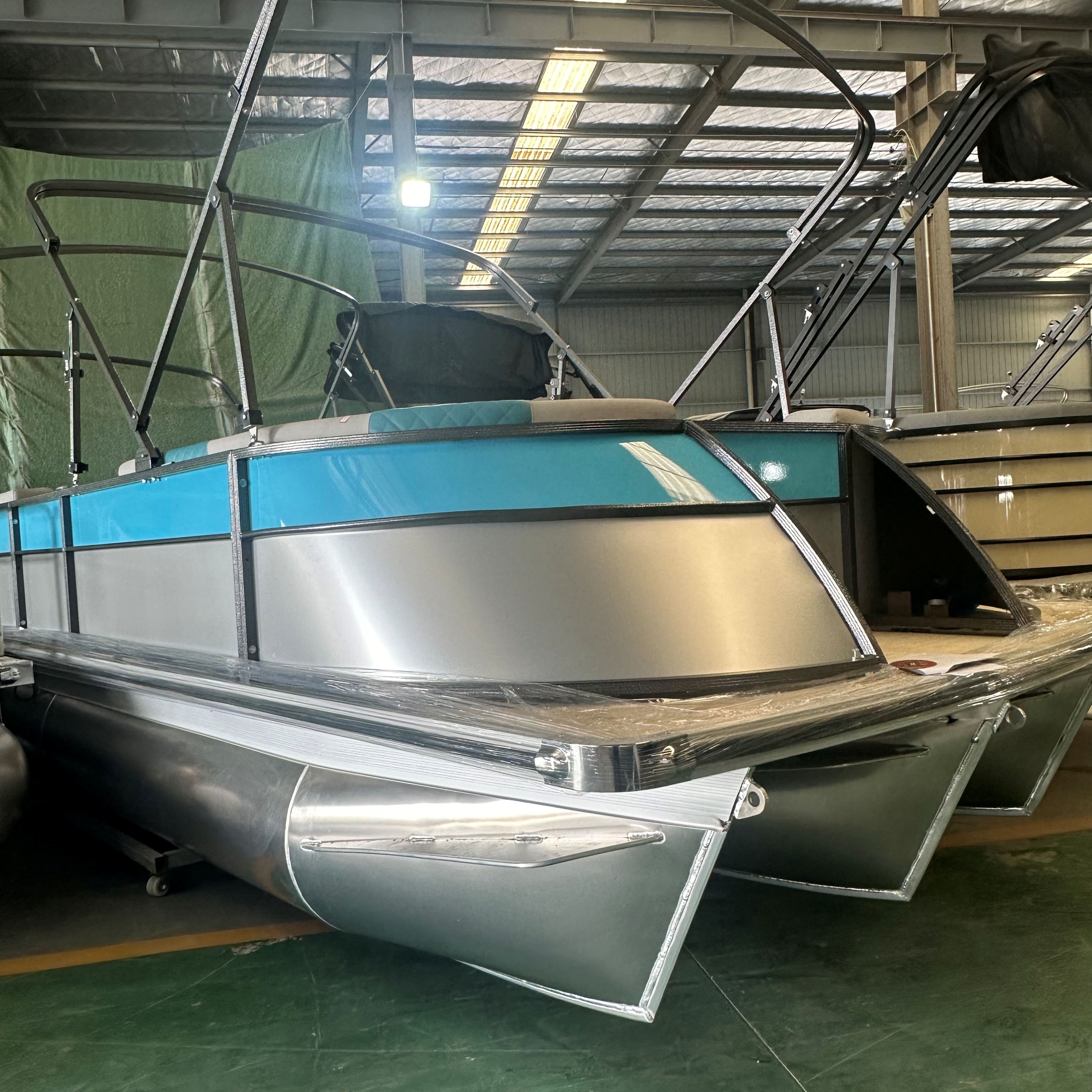 Customized 26ft Aluminum Sport Pontoon Boat Outboard Engine Unique 6m Floating Yacht for Recreational Fishing Leisure