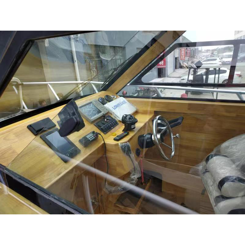 30ft 10m Aluminium Fishing Boat with Center Console Outboard Engine Manufactured by Yacht Producer