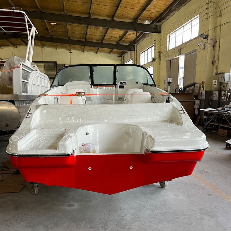 19ft 5.8m Fiberglass Passenger Boat 6-8 Seats Fishing Tourist Leisure 115hp Boat Yacht