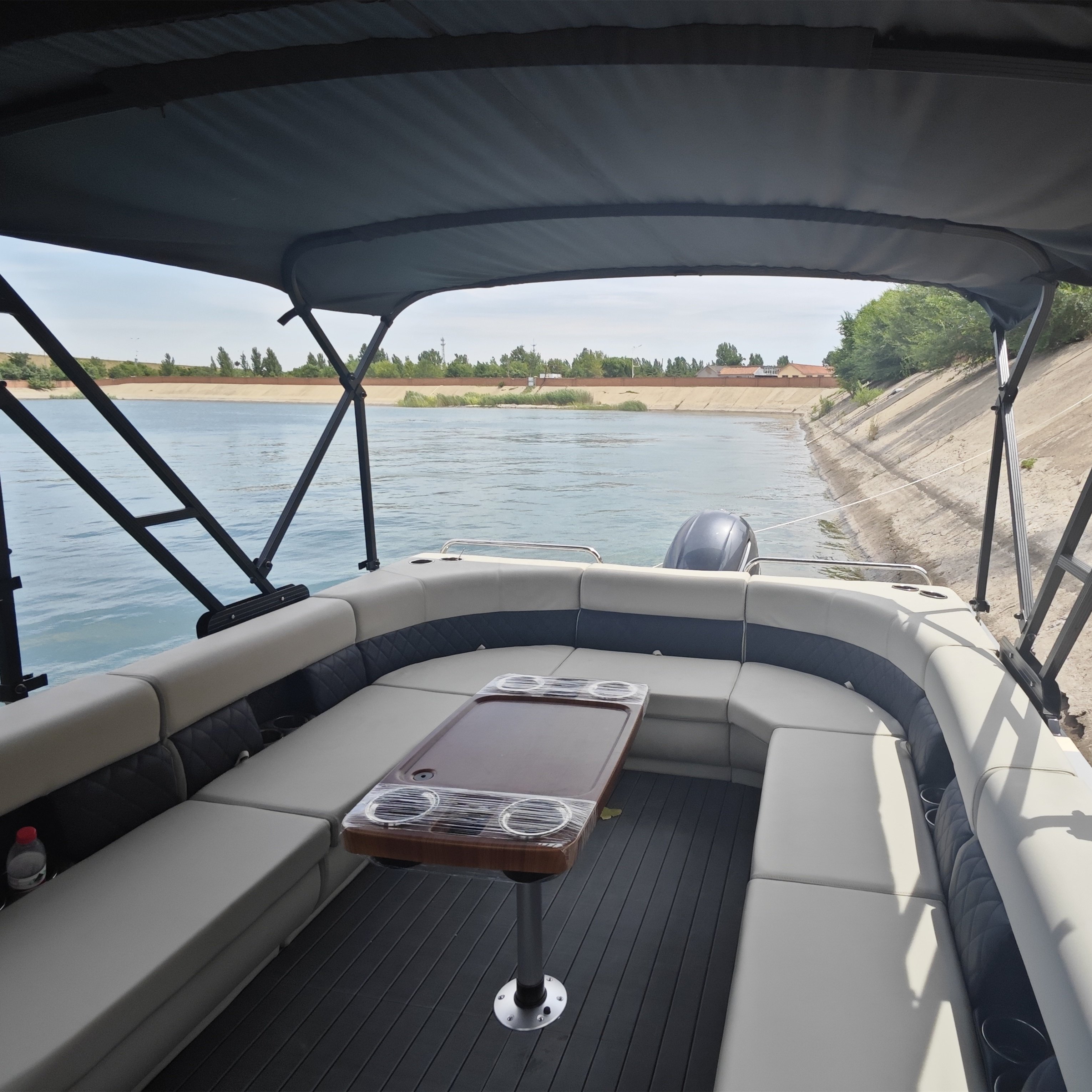 China Luxury Aluminum Party 26 ft 25 Feet Pontoon Speed Boat Outboard Engine Yacht