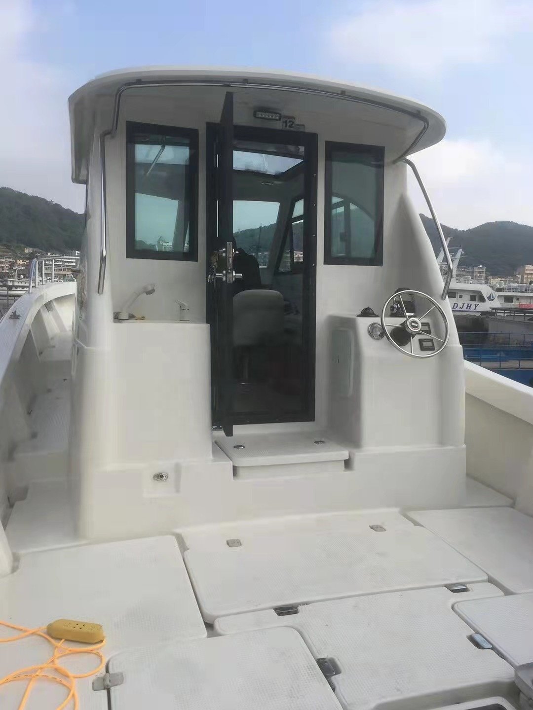 38ft Hot Sale Fiberglass Inboard Engine Cabin Walk Around Cruiser Commercial Fishing Boat