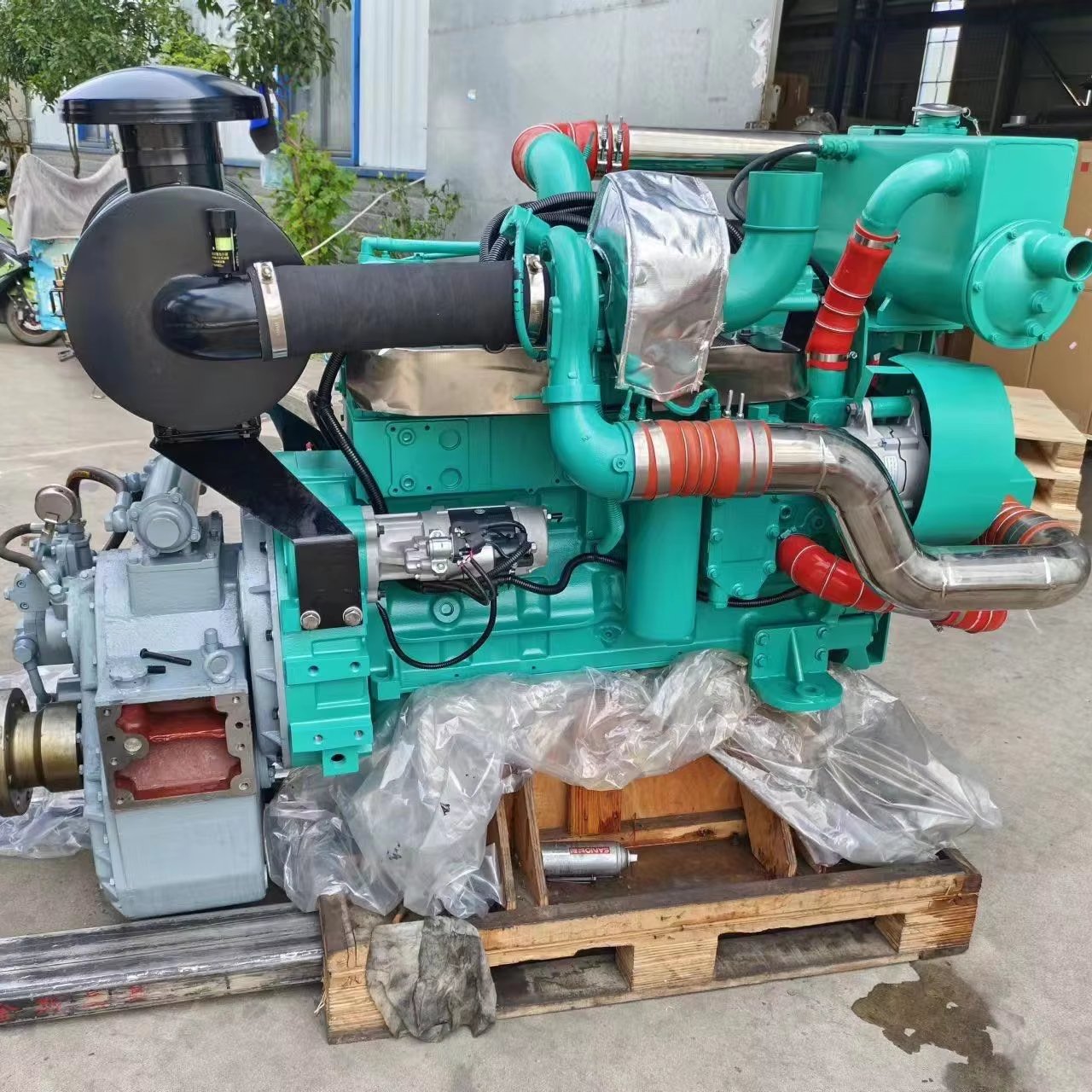 Dongfeng DCEC Brand Marine Push Used 315hp 6 Cylinders Boat Motor diesel Engine 6LTAA8.9 With Gearbox