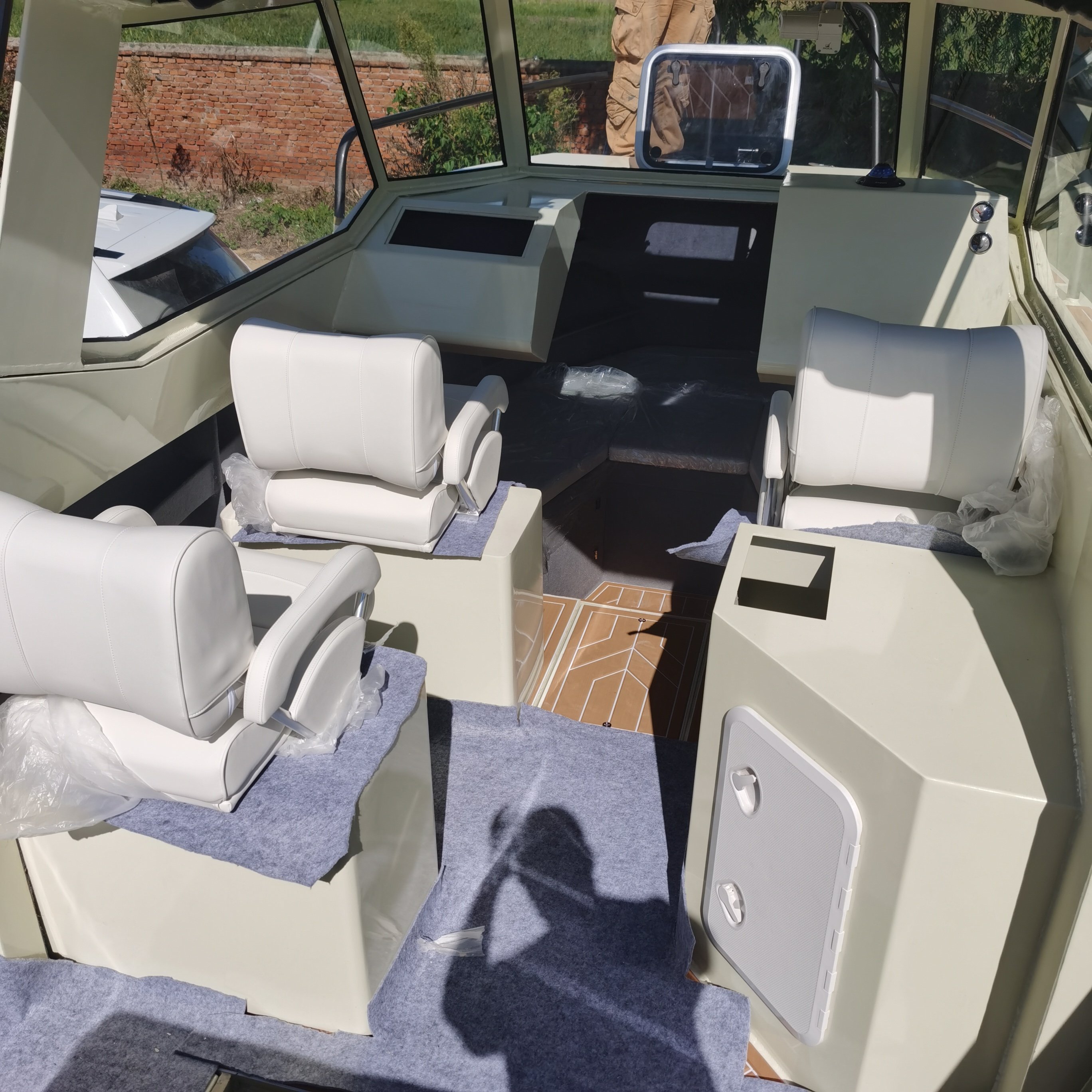 Italian Designed 620 M New Condition Fishing Boat With 24 Inch Aluminum Hull Plate And Cabin For Fishing Vessels