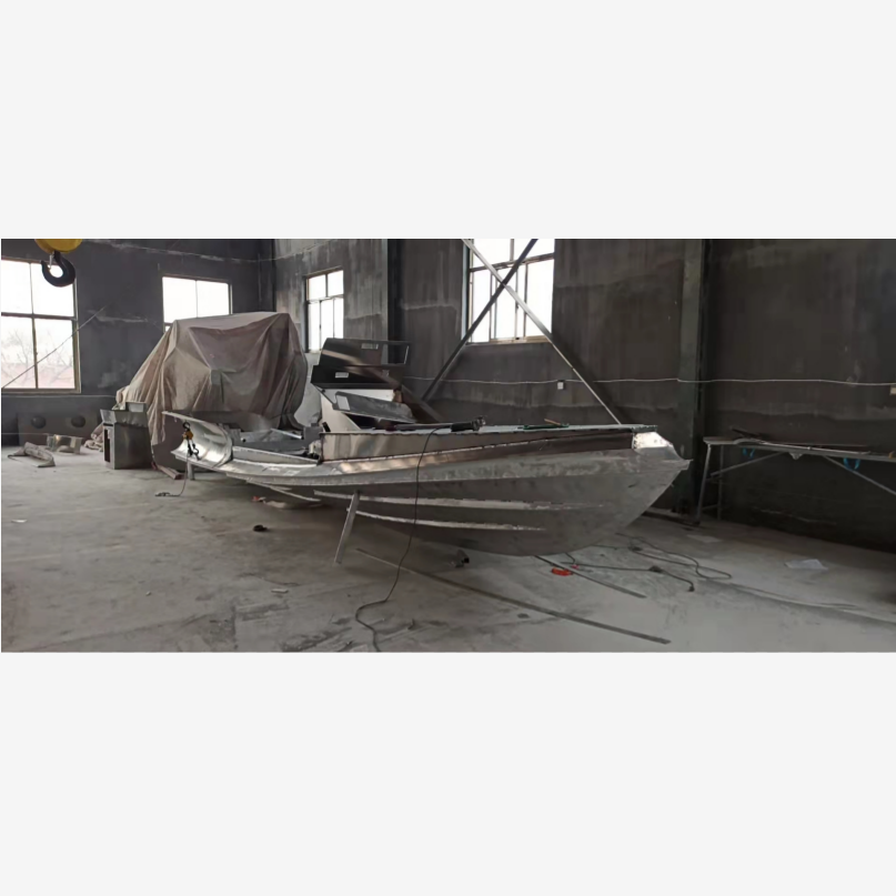 8.5m Luxury Style Aluminum Rib Boat with Chinese Factory Outboard Engine Aluminum Hull for Leisure & Cruising Center Console