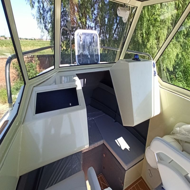 China Factory Customized Luxury Aluminium Yacht Luxury Cabin Cruiser with Outboard Engine for Fishing Aluminum Hull Material