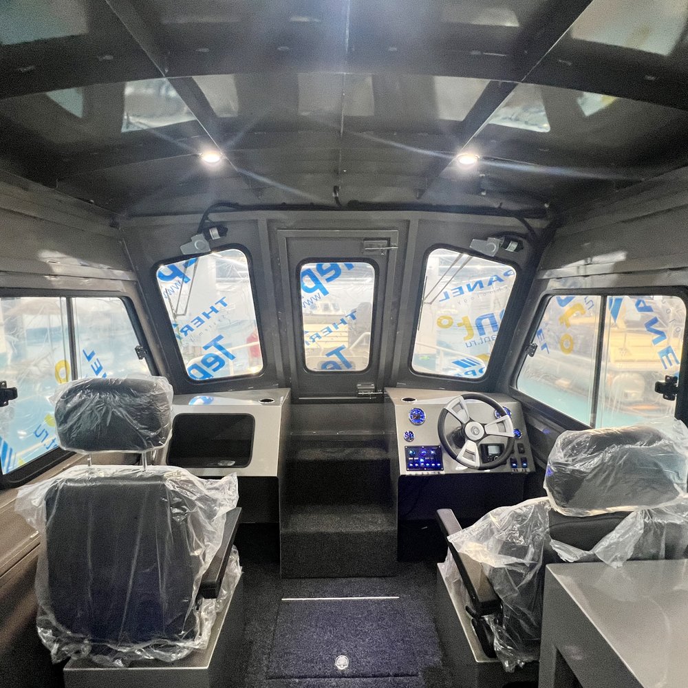 China Manufacturer's 22FT Aluminum Cabin Cruiser Boat for Fishing New Condition 4m Length with Outboard Engine