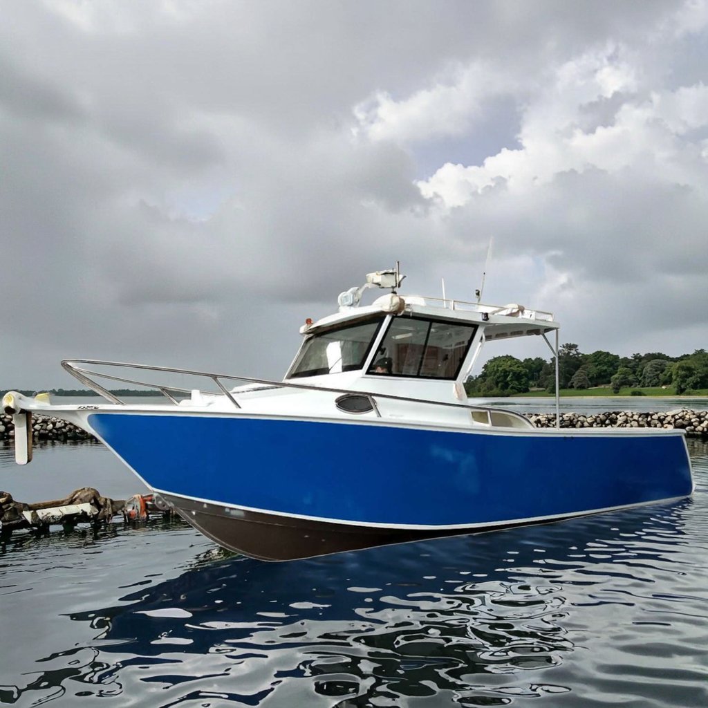 18ft Sailboat Jet Sport High Quality Yacht Engine Luxury Boat Fiberglass Yachts for Sale