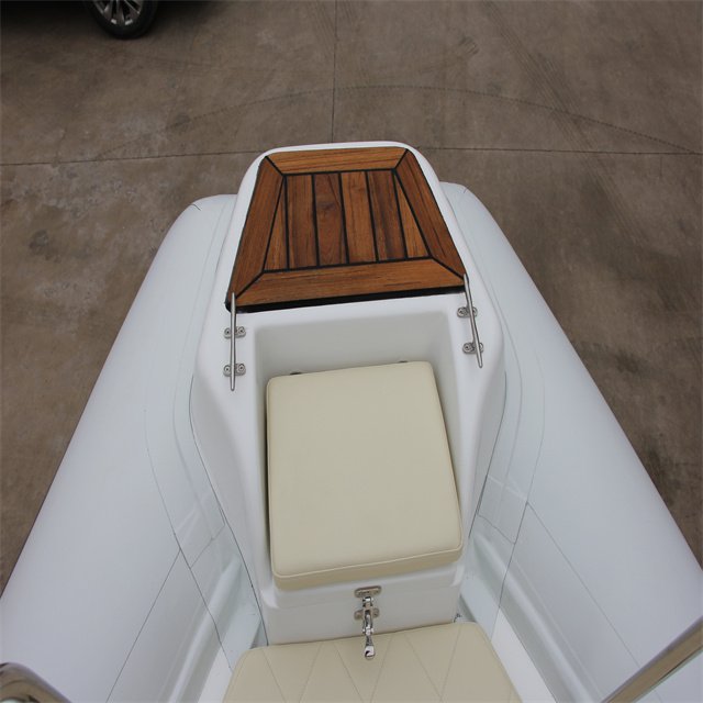 Zhenbo Manufacture 32ft Semi Rigid Rhib 960 High Speed Patrol Rib Boat Inflatable Fiberglass Sport Yacht with Engine