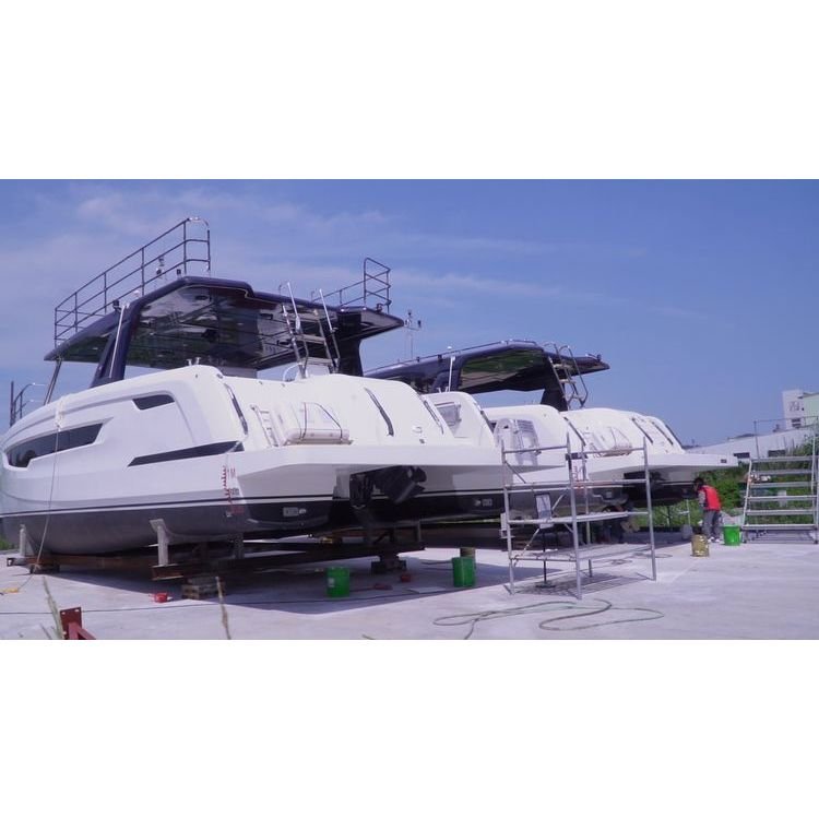 Hot Selling Customizable Aluminium Alloy Fishing/business/sports/pilot Boat/ship/yacht With Outboard Engines