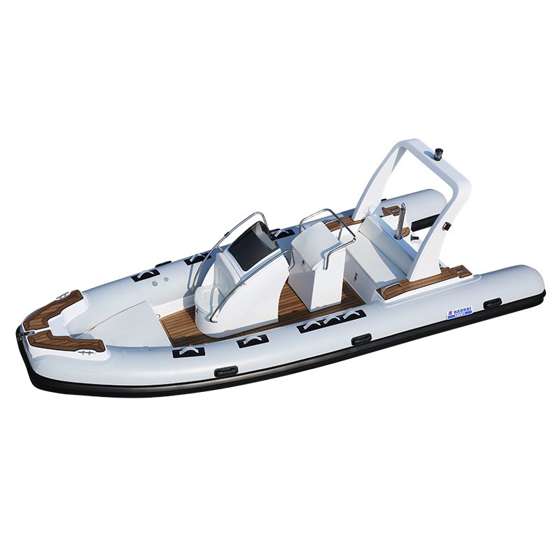 Hot Sale 580 Fiberglass Sport Yacht Outboard Engine Boat for Speed Surfing and Fishing in Ocean Water