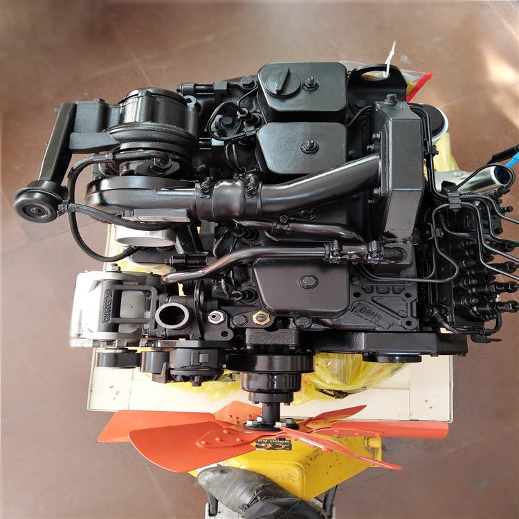 4bta3.9-c125 4bt 3.9 Turbocharged 4 Cylinder Marine diesel Outboard Motor 60 to 100 hp Boat Engines