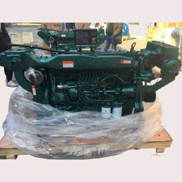 Sinotruck 200hp Boat Diesel Engine Wd615 Series Marine Diesel Engine