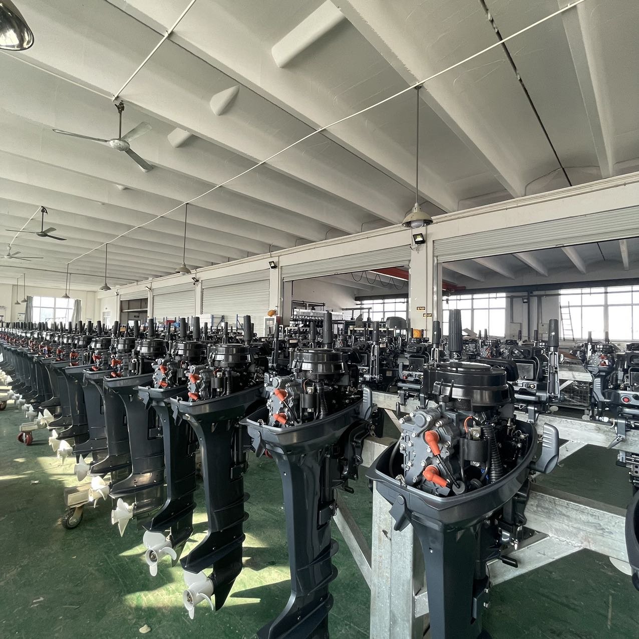 With yamaha 30hp, 40 Hp, 25 Hp, 15hp 2 Stroke Electric/Manual Starter Rear Outboard Boat Motor Engine for Sale