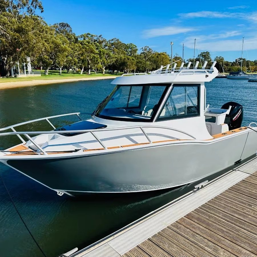 New 20.5ft Aluminum Fishing Boat 6.25m Cuddy Cabin Speed Rowing Outboard Engine Gas Fuel for Sports Use