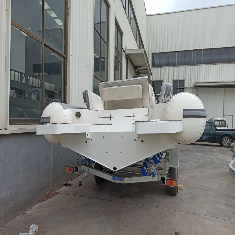 Chinese Factory Luxury RIB Boat 620 Aluminum Hull Foldable Hypalon Inflatable for Family Entertainment and Fishing EVA Yacht
