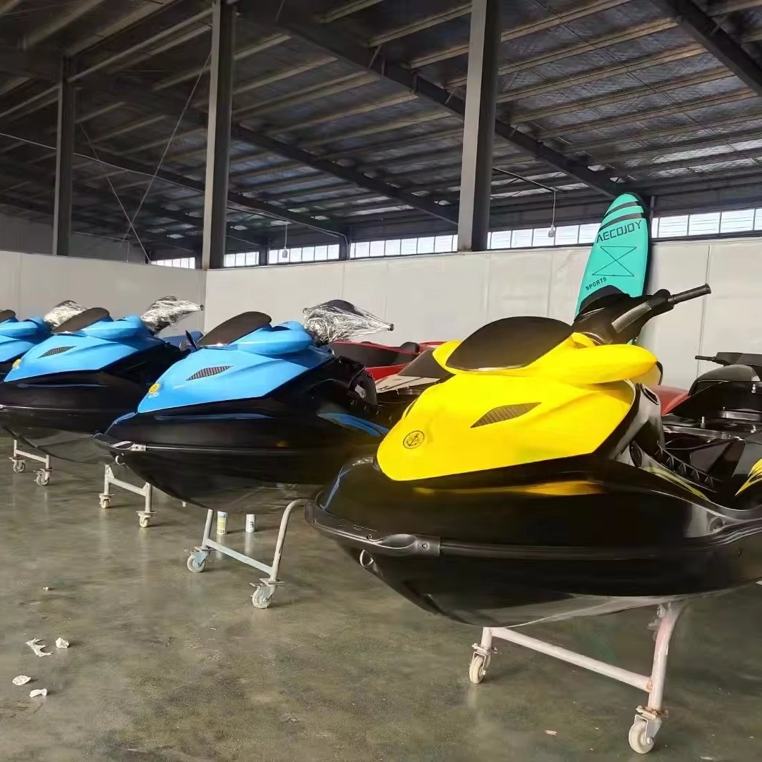 High Quality Custom Design Jet Ski Petrol Engine Motorboat 1400cc High Speed Four Stroke Personal Watercraft Jet Ski From China